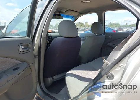 2004 Nissan Sentra 1.8S z USA, uszkodzony, nr VIN 3N1CB51DX4L916850